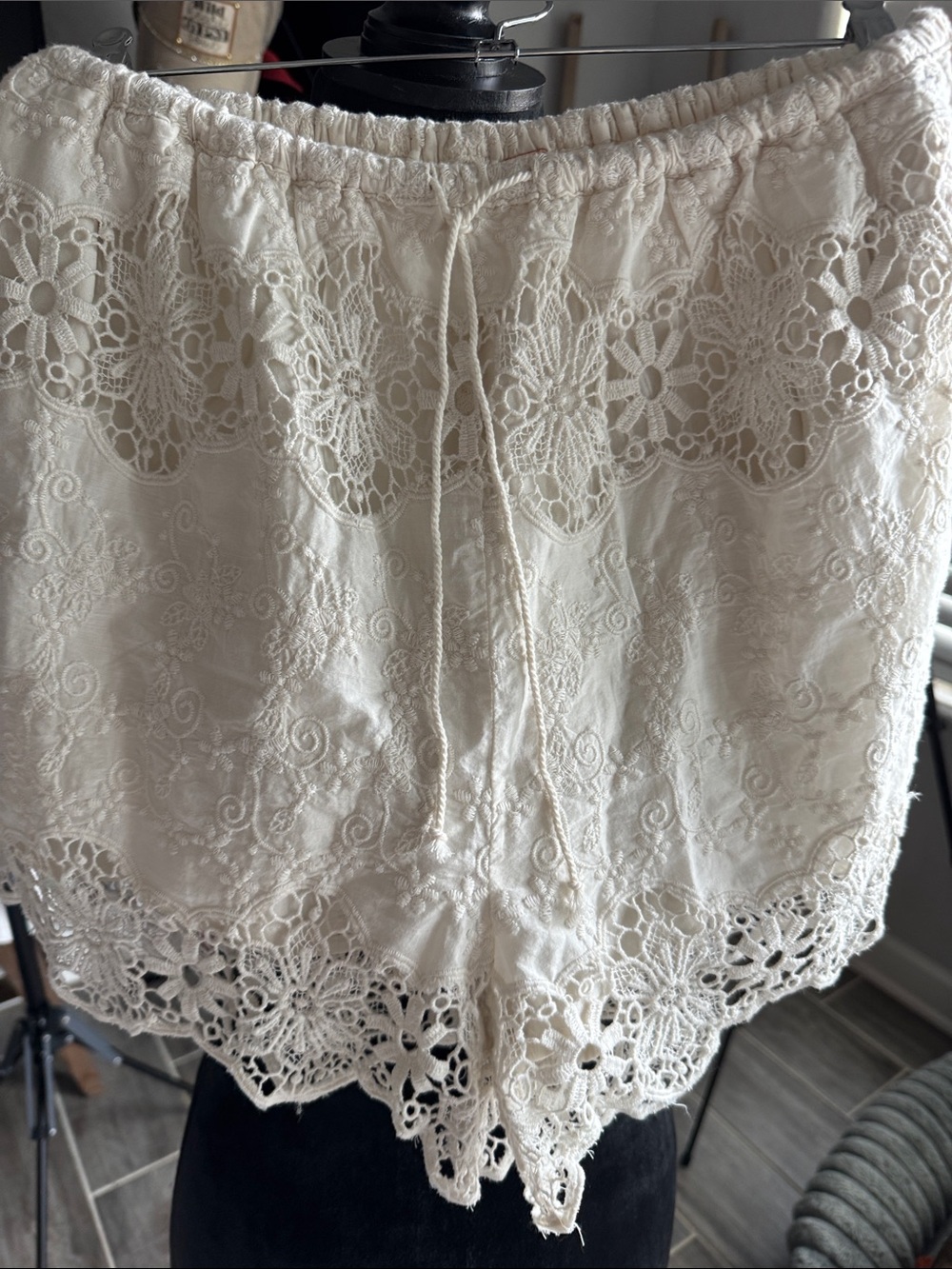 Free People Ashtin Set Cream Lace-Top and High-Waist Set- Oversized - Picture 9 of 10